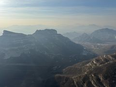 -抱犊寨风景区