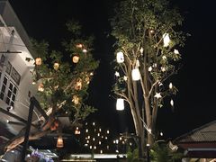 -Dash Teak House