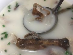 -明丰小渔馆(明月路店)