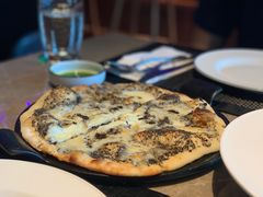 黑松露蛋白披萨-atta bj(国贸商城店)