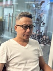 -老男孩男士理容馆·理发·烫染·修面