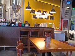 -HUZI虎滋精酿餐吧(京西大悦城店)