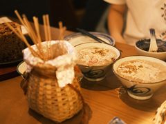 -包整·丝娃娃(一览甲秀楼风景店)