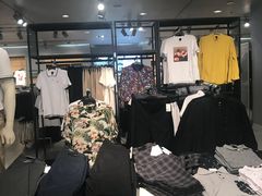-H&M(华润万象城店)
