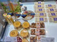 -皇冠幸福里动物奶油生日蛋糕(万达店)