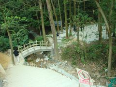 踢毽子打羽毛球场-火炉山森林公园