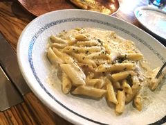 奶油芝士咸肉烩管面-PIZZA BIANCA(民园店)
