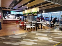 大堂-肯德基(美兰机场店)