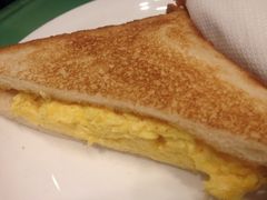 炒蛋三明治-翠华餐厅(山顶道店)