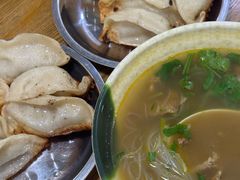 -黄阿姨锅贴大王(万航渡路店)