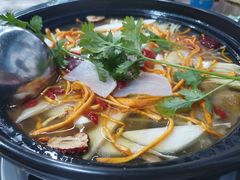 -云南印象昭通天麻火腿鸡(新疆石油花园二期店)