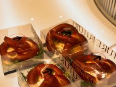 -HOT CRUSH趁热集合·现烤面包(环球港店)