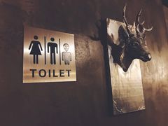 -HIGH FIVE哈福手工汉堡(桂林路店)