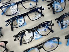 -优视觉视光中心•青少年近视防控(新世界中心写字楼店)