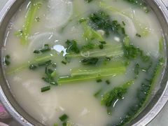 白萝卜莴笋叶粉丝汤-胡世羊肉汤(南街店)