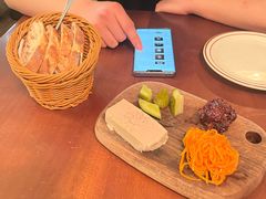 -羽深肉铺 Steak & Wine