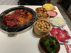 -卤校长老火锅(杨家坪直营店)