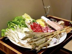 -樾餐厅泰式海鲜火锅(民歌湖店)