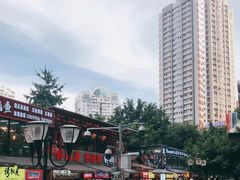 -八一路好吃街(雨田商务大厦店)