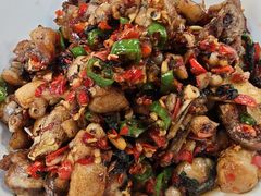 紫苏爆炒牛蛙-笨罗卜浏阳菜馆(龙华鹏润达店)