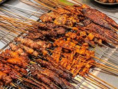 -呼吉牧蒙古烤肉·烧烤·小龙虾