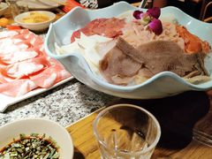 -老牌坊云南鱼豆花火锅(哈西万达店)