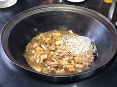 -缘福乡村铁锅炖民宿(八达岭店)