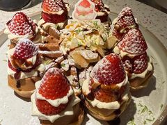 士多啤梨忌廉华夫-BE BRIGHT KITCHEN(正佳广场店)