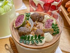-顶东面包花园·生日蛋糕(世博店)