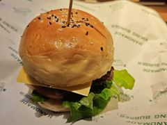 -VIKING SALOON美式烟熏烤肉精酿餐酒吧