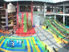 -蒙特利亲子乐园