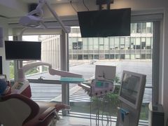 -精德口腔·种植修复·儿牙中心(财富中心店)
