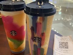 -星巴克(武汉江夏中百广场店)