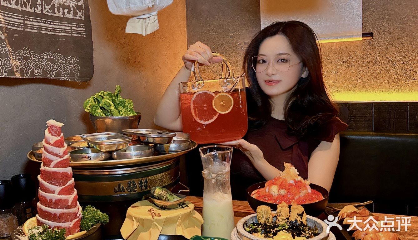 圣诞来他家吃烤肉啦😋这次来的百子湾新店‼️