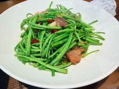 -黄泥岗·地道湖北菜(奥特莱斯店)