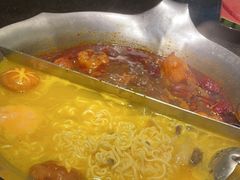 -湊湊火锅·茶憩(打浦桥日月光店)