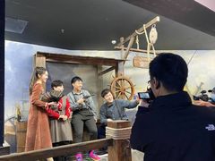 -暴风岛沉浸式体验馆(百联世纪店)