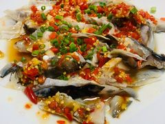 剁椒蒸鱼嘴-光头强美食