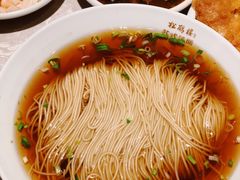 红汤面-松鹤面馆·古法焖肉面(观前店)