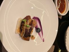 -大中华希尔顿酒店-念自助餐·嗨啤·小龙虾