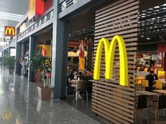 门面-麦当劳(宁波火车高铁站店)