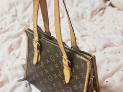 -小飞侠奢侈品回收 寄卖 养护(宝山宝龙广场店)