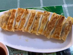 虾肉锅贴-众口斋锅贴(银泰城店)