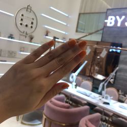 -BYSEE白兮美甲美睫创意馆