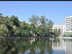 -复旦大学光华楼