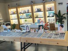 -康利眼镜·蔡司战略合作店(龙泉书房店)