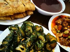 蓑衣黄瓜-王三姑牛肉饼