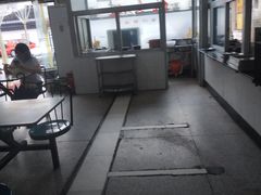 -陆长兴(彩香二村店)