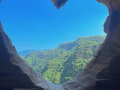 -爱情山风景区