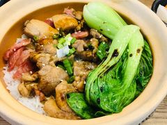 -煲仔皇腊味煲仔饭(经四万达店)